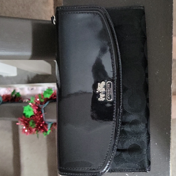 Coach Tote bag with Matching Wallet - Picture 11 of 16